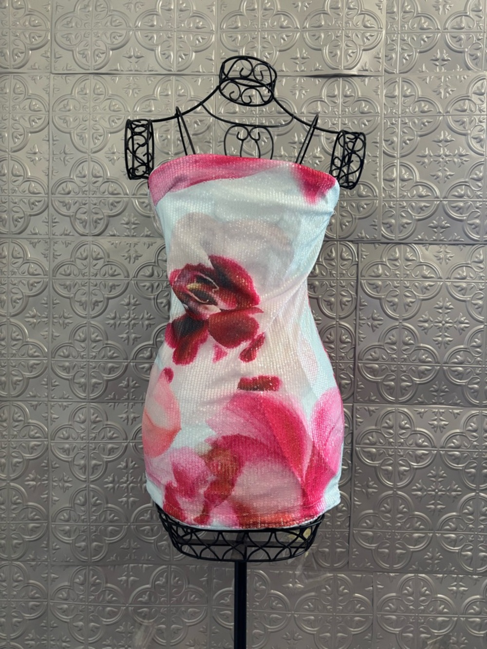NWT Strapless sequin white red rose mini dress influencer festival vacation